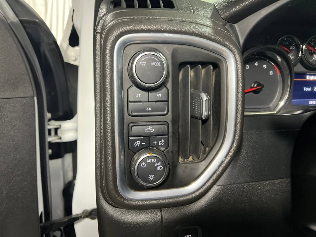 Used 2022 Chevrolet Silverado 2500 LT AWD/4WD image 28