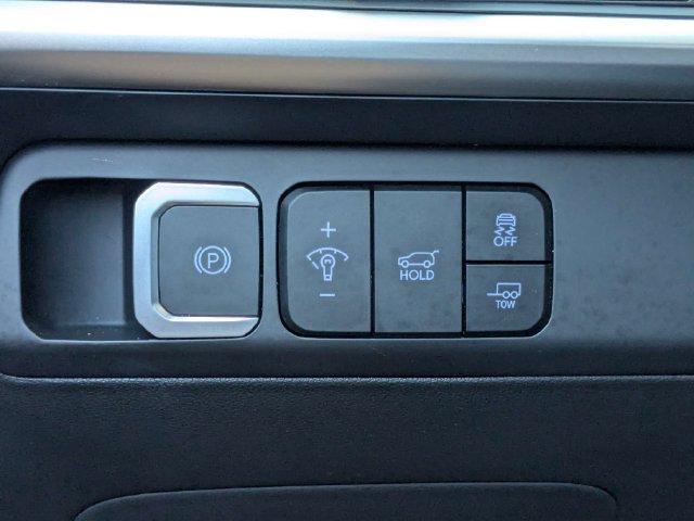 Used 2025 Hyundai Santa Fe XRT AWD/4WD image 24