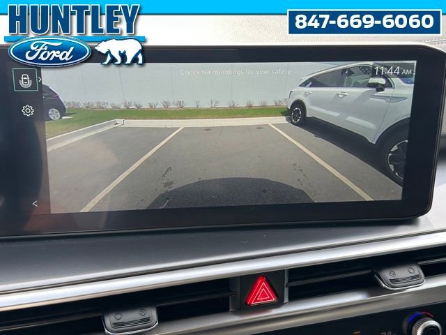 Used 2025 Kia Sorento S image 24