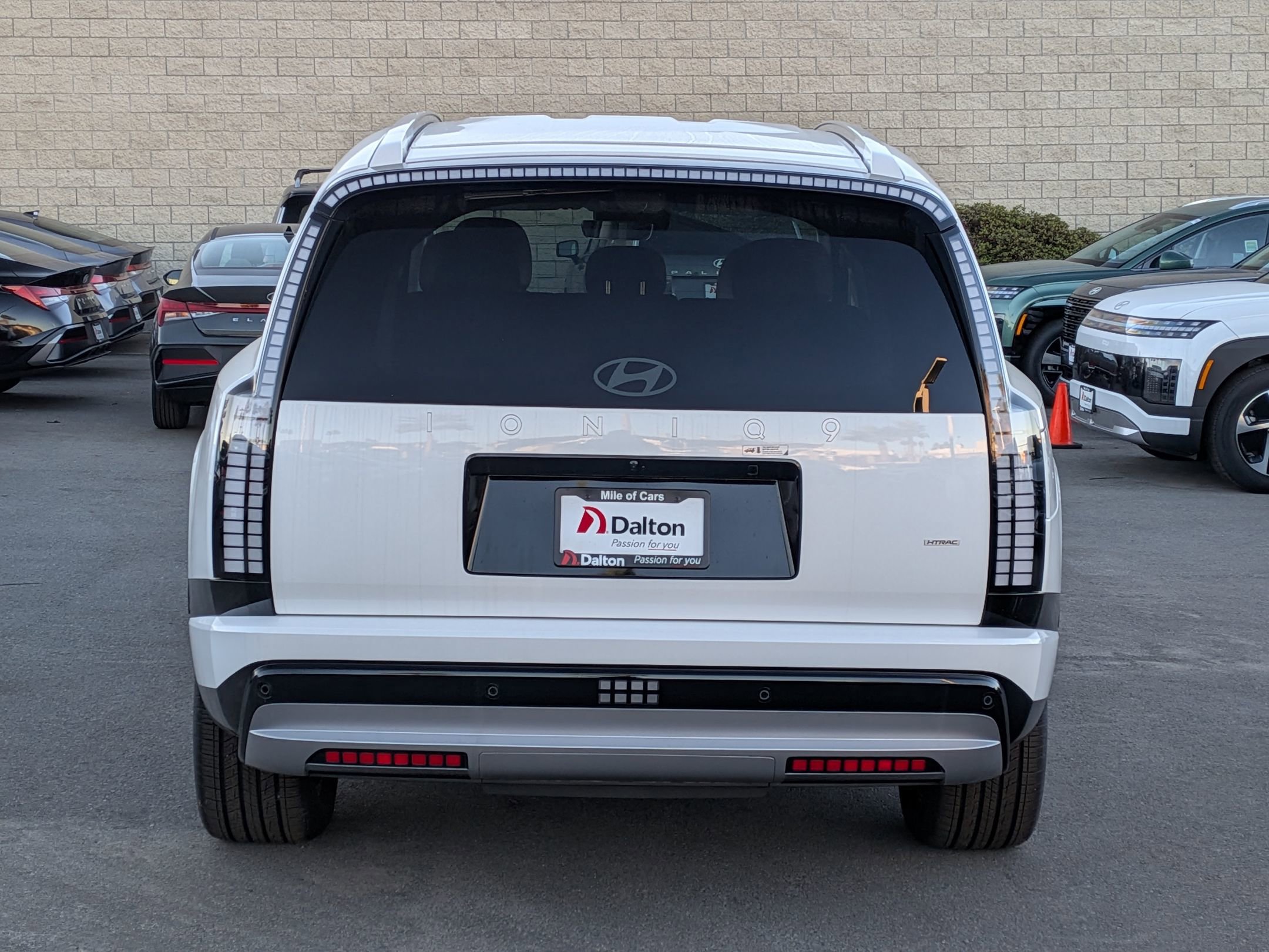 New 2026 Hyundai Ioniq 9 SEL image 3