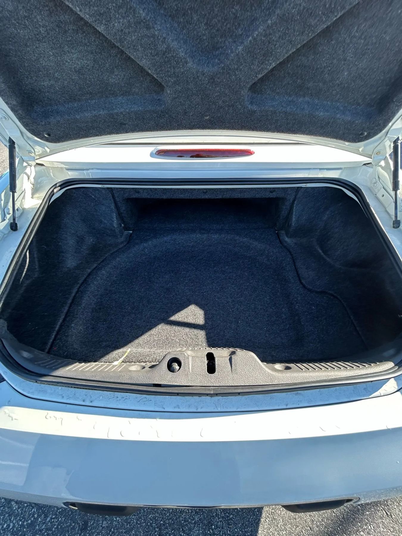 Used 2002 Ford Thunderbird image 17