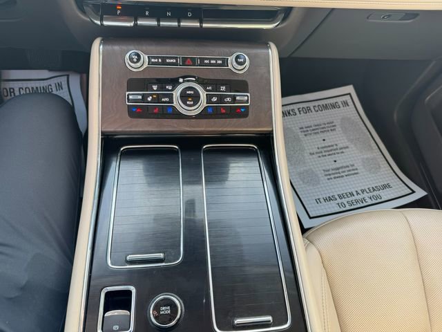 Used 2023 Lincoln Aviator Grand Touring w/ Equipment Group 301A AWD/4WD image 28