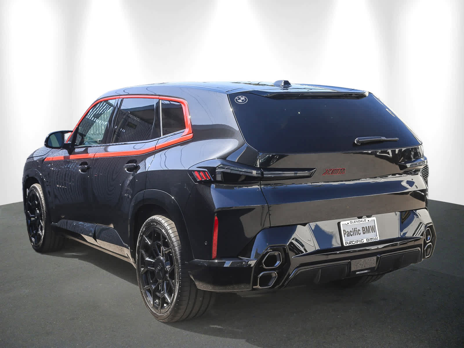 Used 2026 BMW XM Label Red image 4