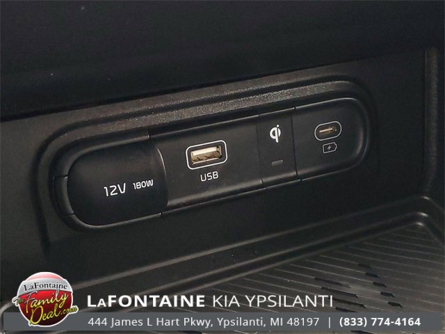 Certified 2025 Kia Sportage EX image 25