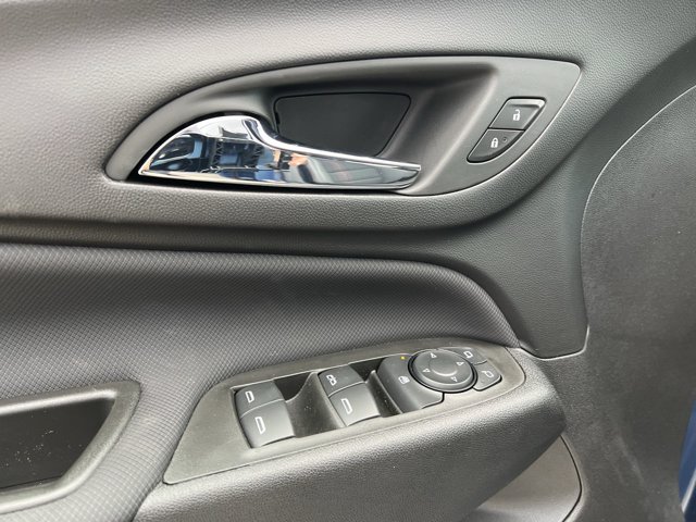 Used 2024 Chevrolet Equinox RS FWD image 24