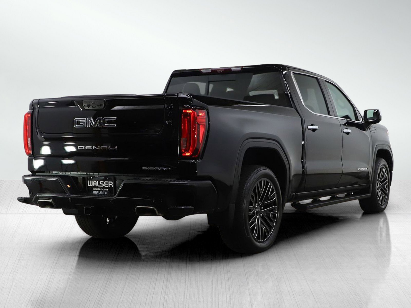 Used 2022 GMC Sierra 1500 Denali Ultimate AWD/4WD image 6