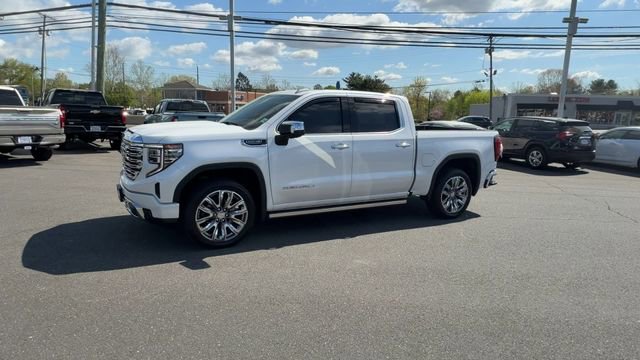 Used 2023 GMC Sierra 1500 Denali w/ Denali Reserve Package AWD/4WD image 4