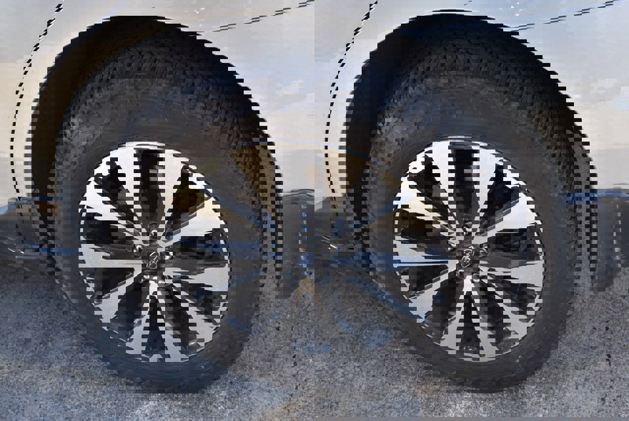 Used 2017 Subaru Outback 2.5i Limited image 11