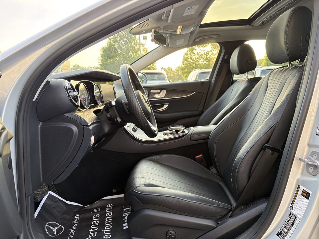 Used 2018 Mercedes-Benz E 300 image 11
