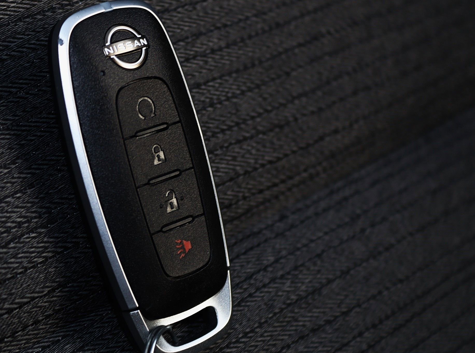 Used 2023 Nissan Rogue SV image 35