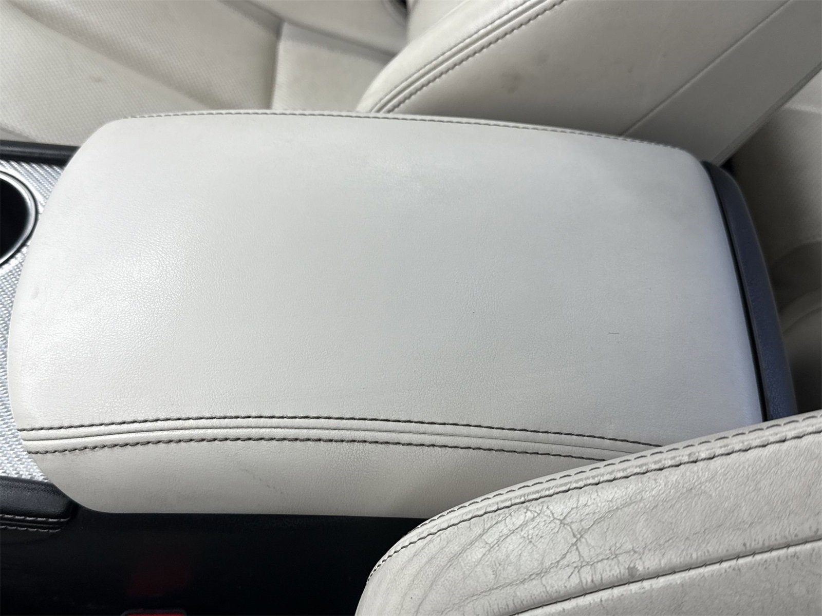 Used 2017 INFINITI Q60 Red Sport 400 image 37