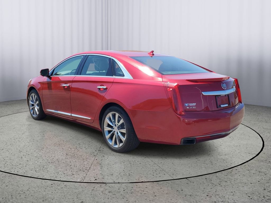 Used 2013 Cadillac XTS Luxury FWD image 4