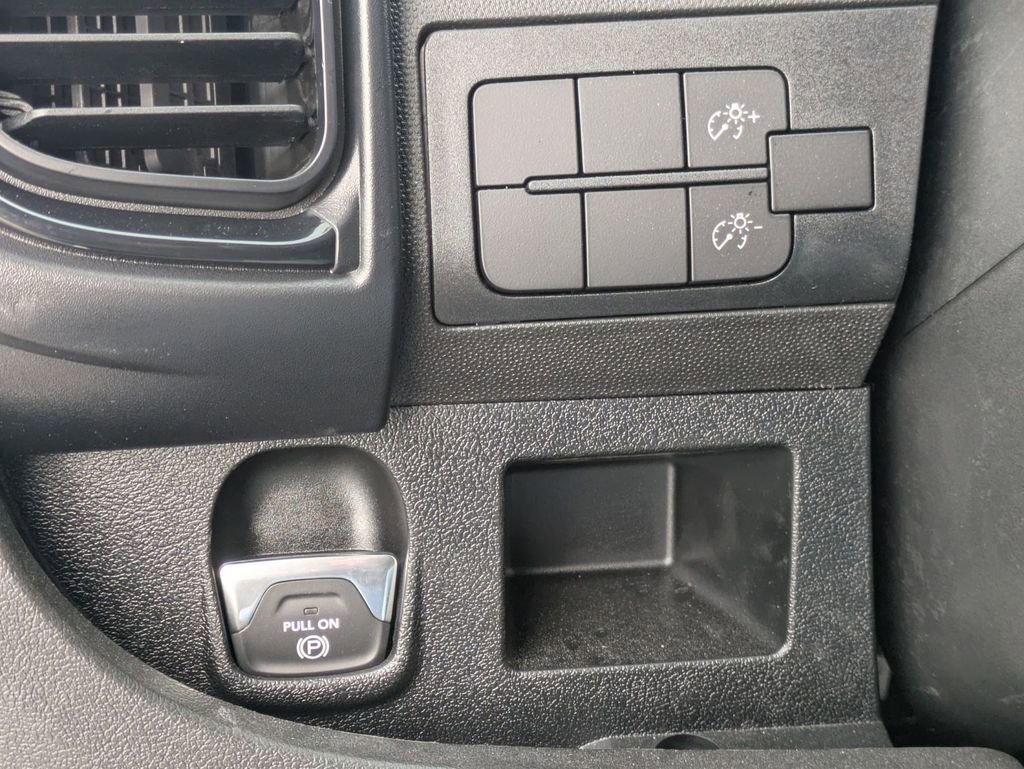 Used 2024 RAM ProMaster 2500 image 29