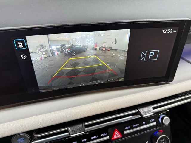 Certified 2025 Hyundai Tucson SEL image 24