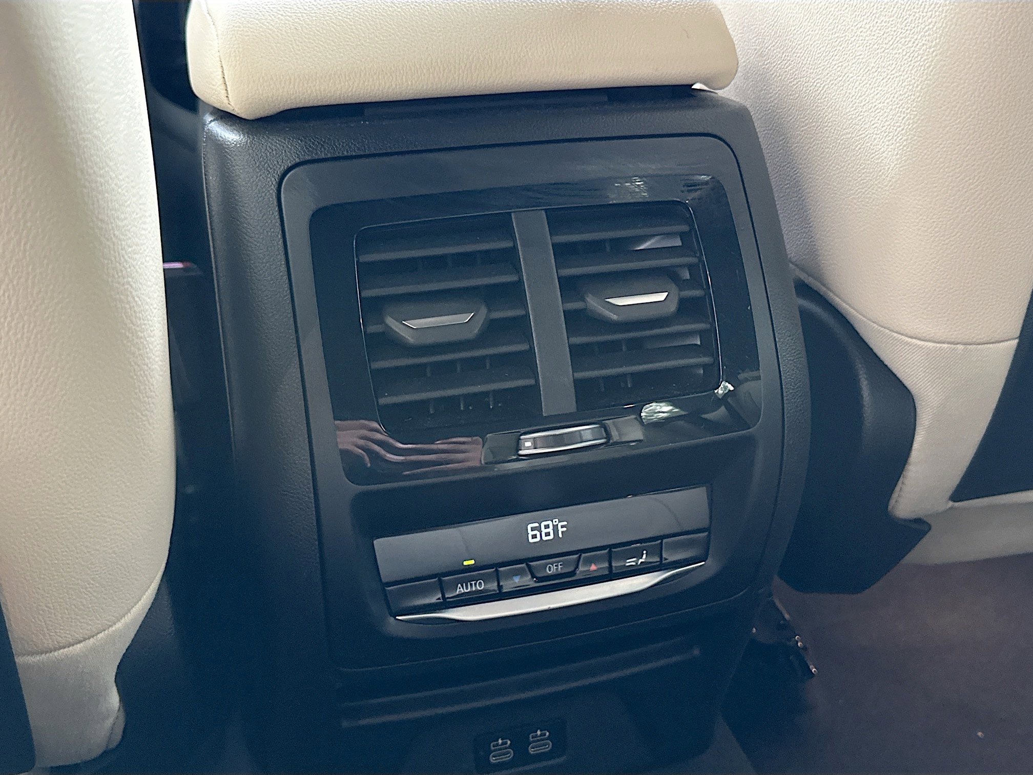 Certified 2024 BMW X3 xDrive30i w/ Convenience Package image 25