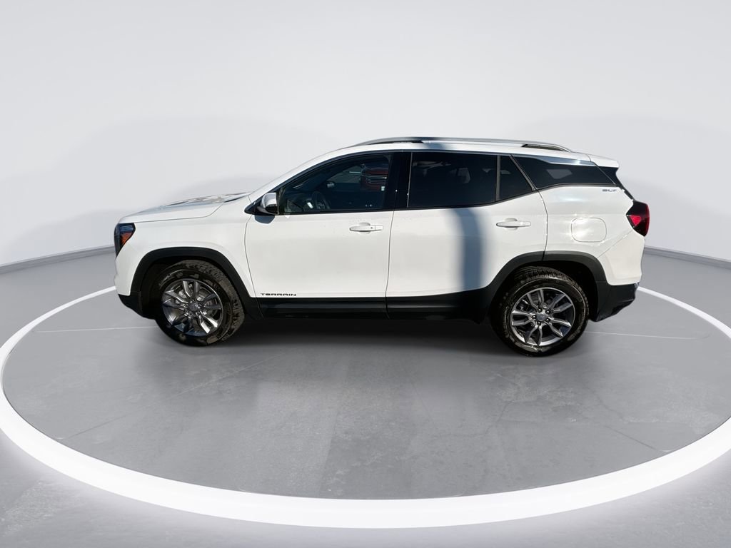 Used 2023 GMC Terrain SLT image 5