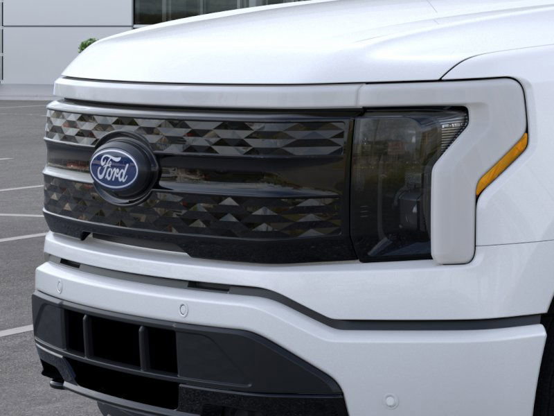 New 2025 Ford F150 Lightning Platinum image 39