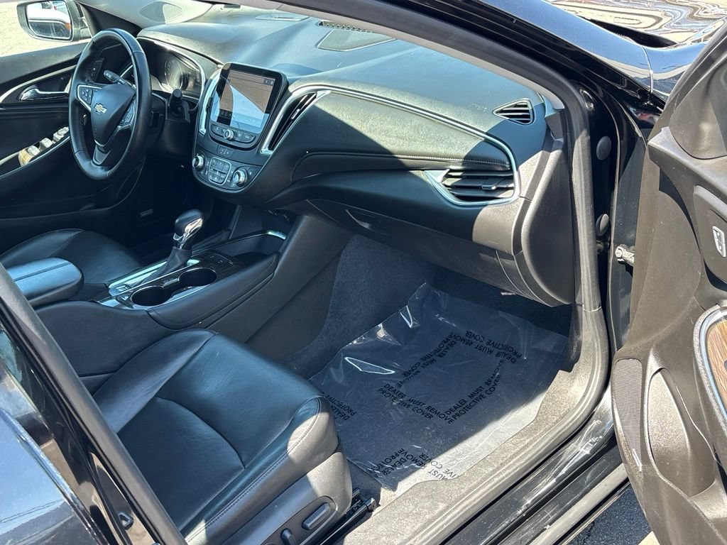 Used 2024 Chevrolet Malibu LT FWD image 24