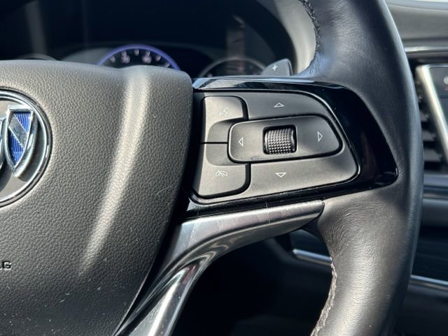 Used 2022 Buick Enclave Premium AWD/4WD image 44