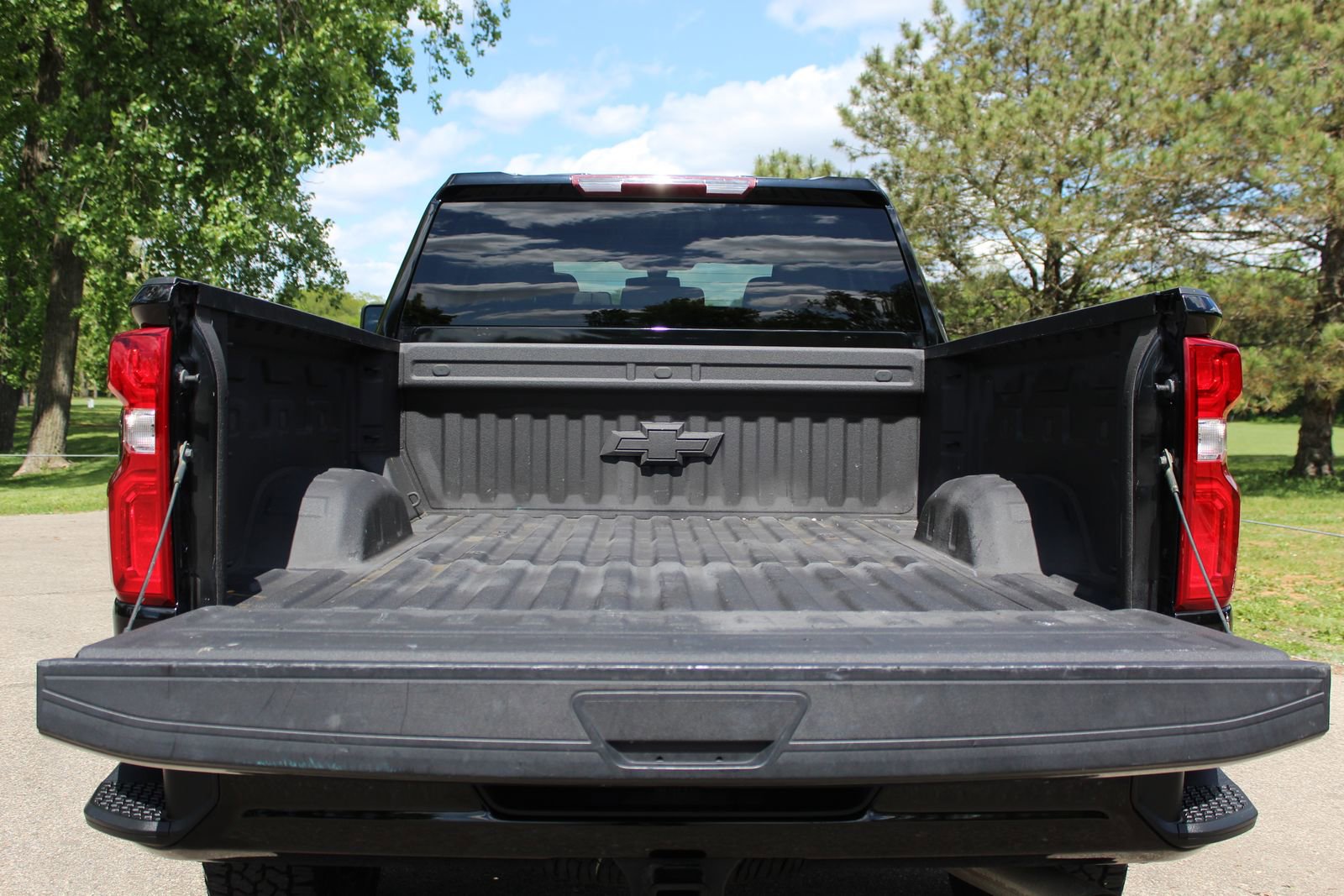 Used 2020 Chevrolet Silverado 2500 Custom w/ Custom Convenience Package AWD/4WD image 21
