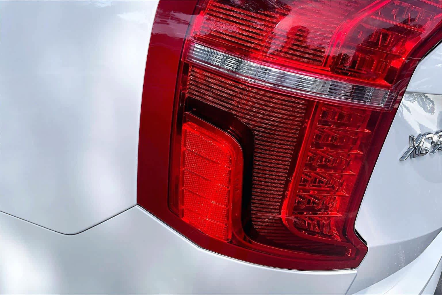 Used 2019 Volvo XC90 T5 Momentum w/ Protection Package FWD image 29
