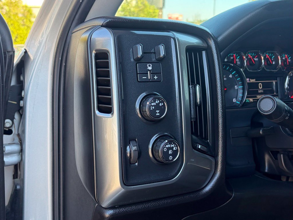 Used 2016 Chevrolet Silverado 1500 LT w/ All Star Edition AWD/4WD image 14