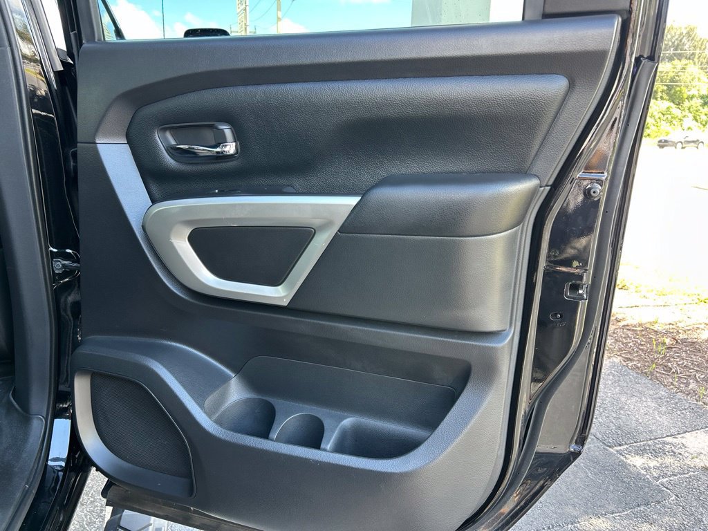 Used 2021 Nissan Titan SV w/ SV Convenience Package AWD/4WD image 45