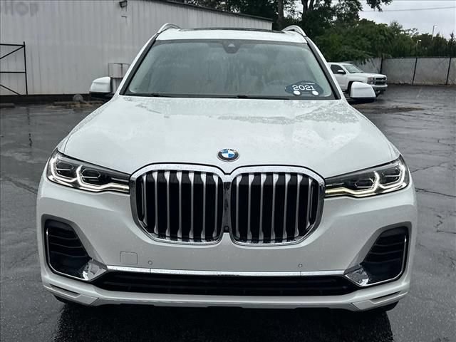 Used 2021 BMW X7 xDrive40i w/ Cold Weather Package AWD/4WD image 4