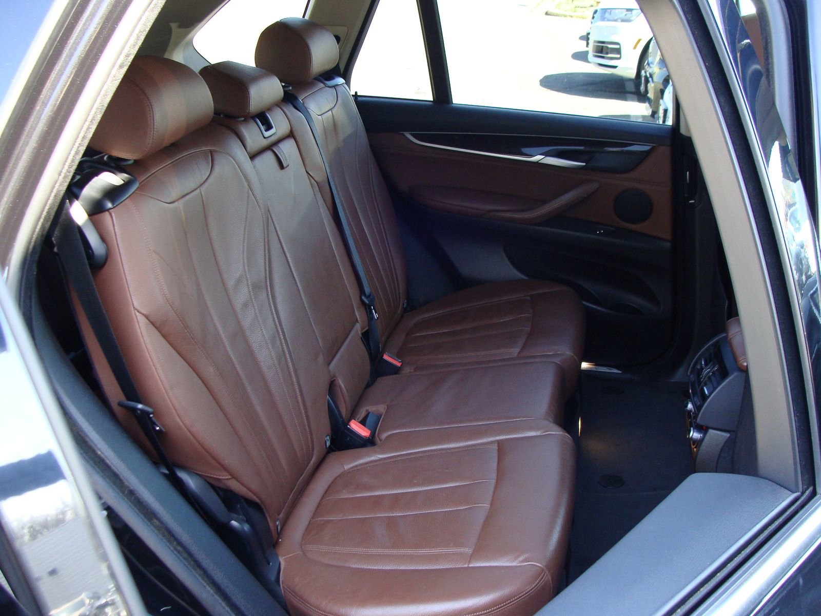 Used 2015 BMW X5 xDrive35i image 12