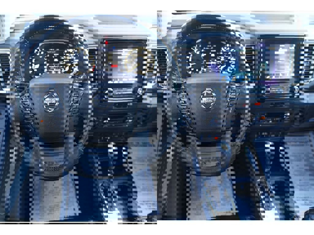 Used 2024 Nissan Frontier SL w/ Technology Package image 14