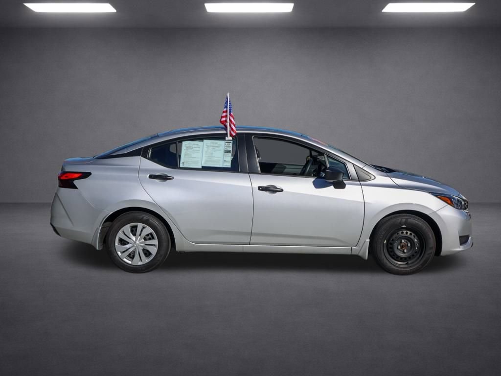 Used 2025 Nissan Versa S w/ Trunk Package image 3