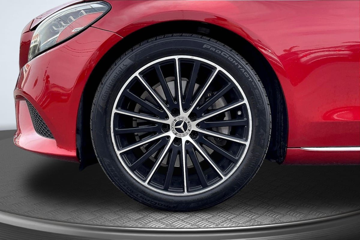 Used 2020 Mercedes-Benz C 300 Sedan w/ Premium Package image 9