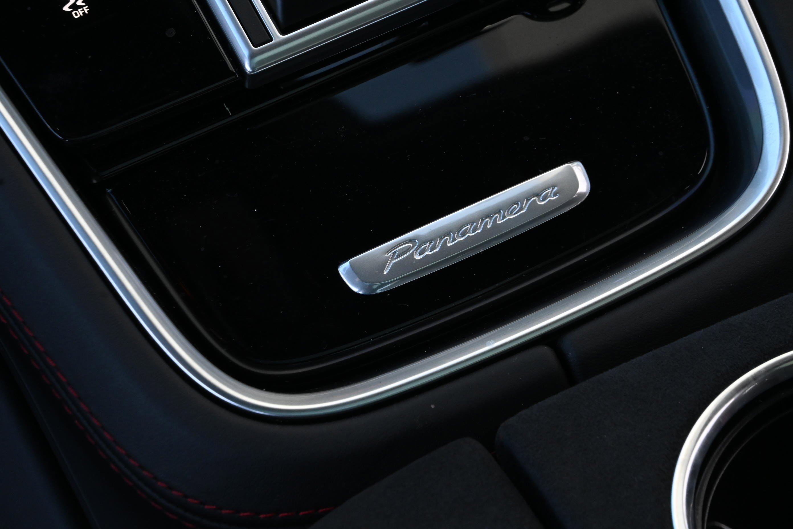 Used 2023 Porsche Panamera GTS image 47