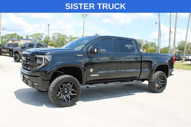 Used 2023 GMC Sierra 1500 AT4 w/ AT4 Premium Package AWD/4WD image 5