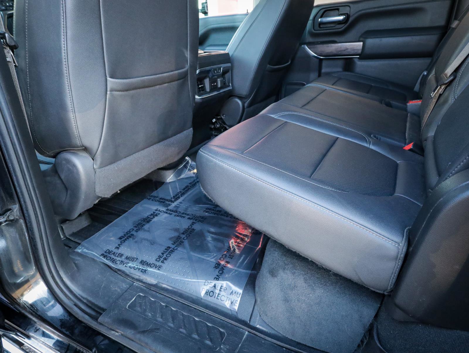 Used 2021 Chevrolet Silverado 3500 LTZ w/ LTZ Convenience Package image 31