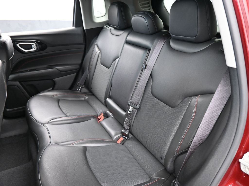 Used 2022 Jeep Compass Trailhawk w/ Trailhawk Convenience Group image 33