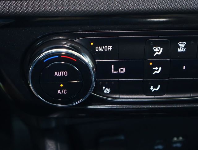 Used 2025 Chevrolet TrailBlazer LT w/ Convenience Package image 25