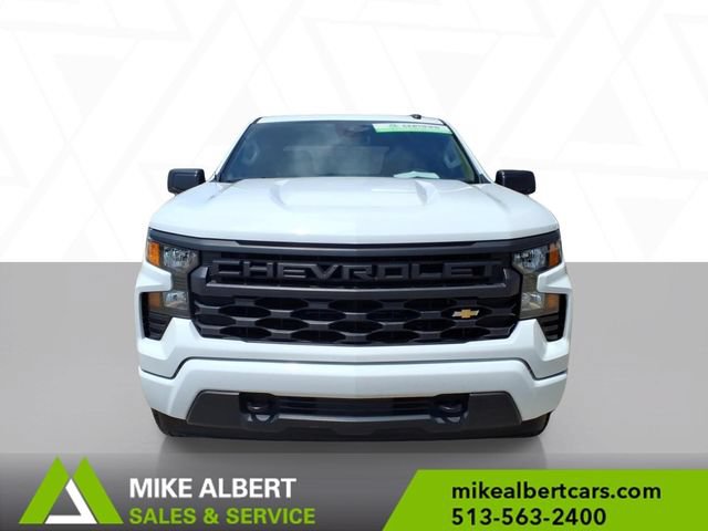 Used 2023 Chevrolet Silverado 1500 Custom RWD image 2