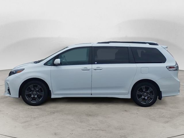 Used 2020 Toyota Sienna SE w/ SE Preferred Package AWD/4WD image 2