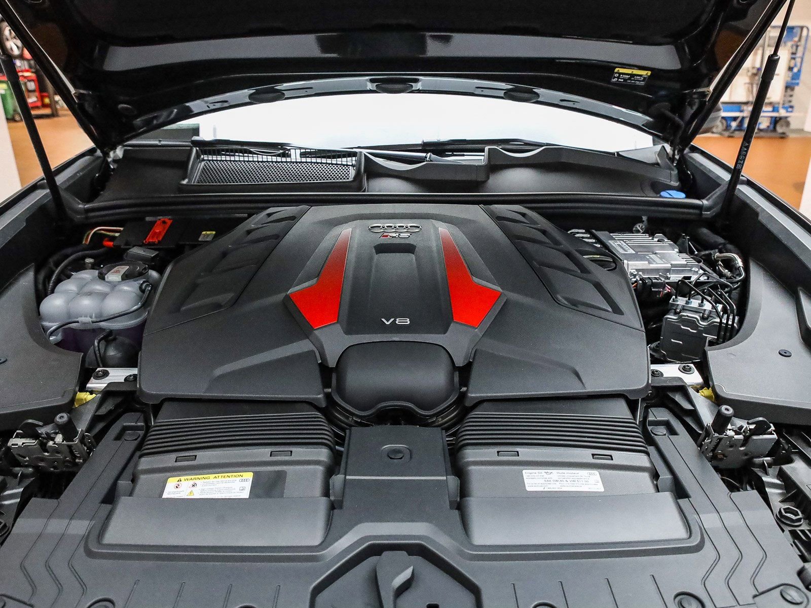 New 2026 Audi RS Q8 performance image 38