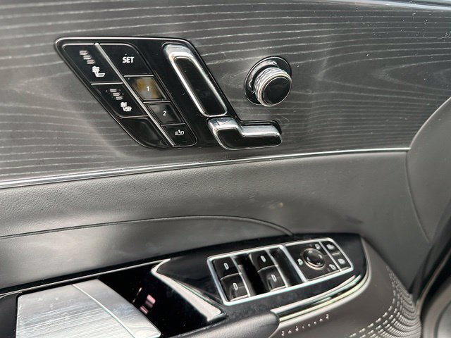 Used 2024 Cadillac Lyriq Luxury AWD/4WD image 18