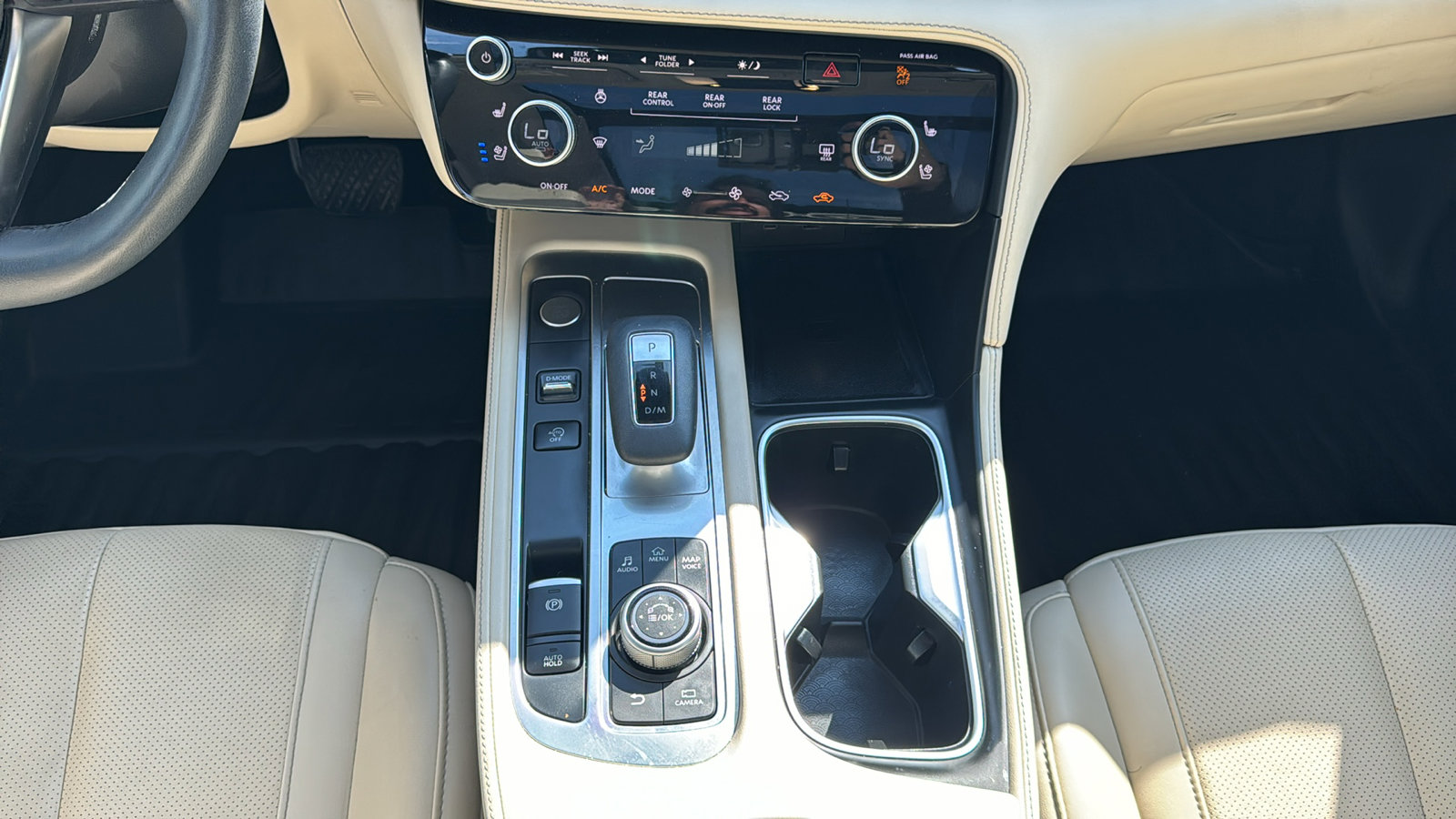 Used 2025 INFINITI QX60 Luxe w/ Vision Package image 35