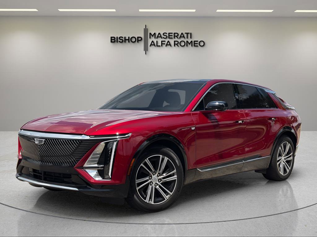 Used 2024 Cadillac Lyriq Luxury w/ LPO, Floor Liner Package RWD image 2