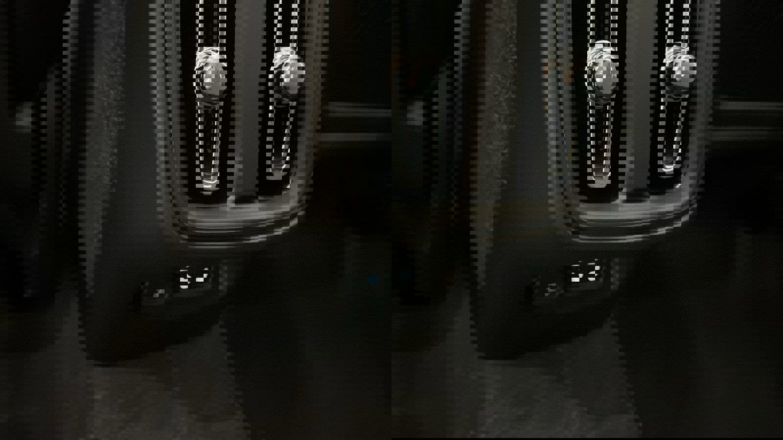 New 2026 Volvo XC40 B5 Ultra w/ Protection Package Premier image 28