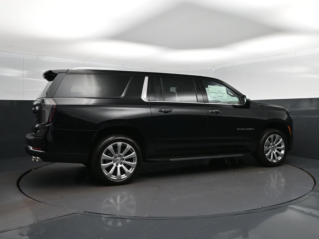 New 2026 Chevrolet Suburban Premier RWD image 8