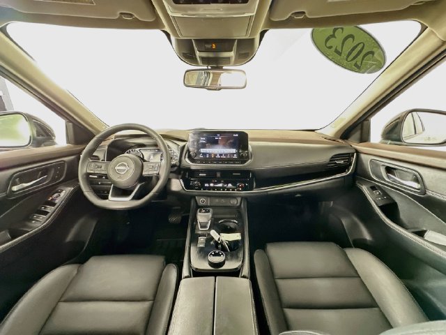 Used 2023 Nissan Rogue SL w/ SL Premium Package AWD/4WD image 3