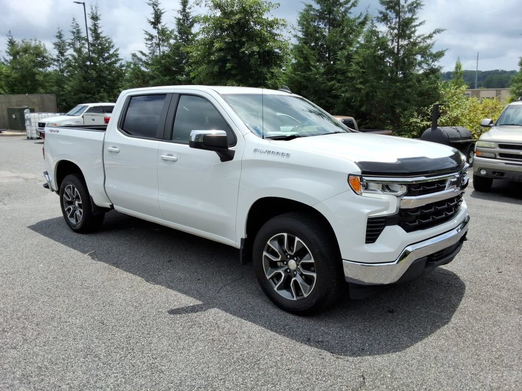 Certified 2022 Chevrolet Silverado 1500 LT w/ Protection Package AWD/4WD image 3