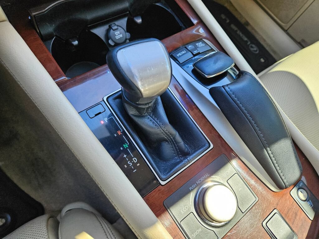 Used 2014 Lexus LS 460 L AWD/4WD image 29