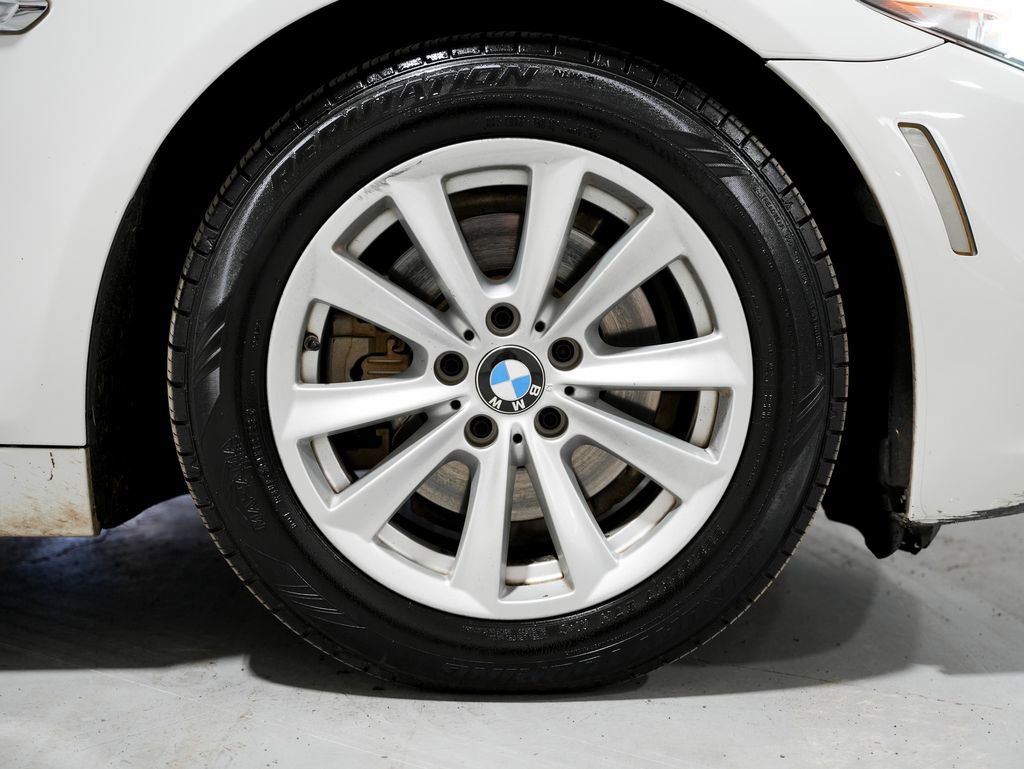 Used 2015 BMW 528i xDrive Sedan image 40