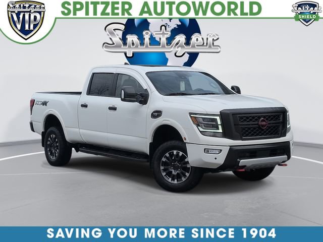 Used 2024 Nissan Titan PRO-4X w/ Pro-4x Convenience Package image 1